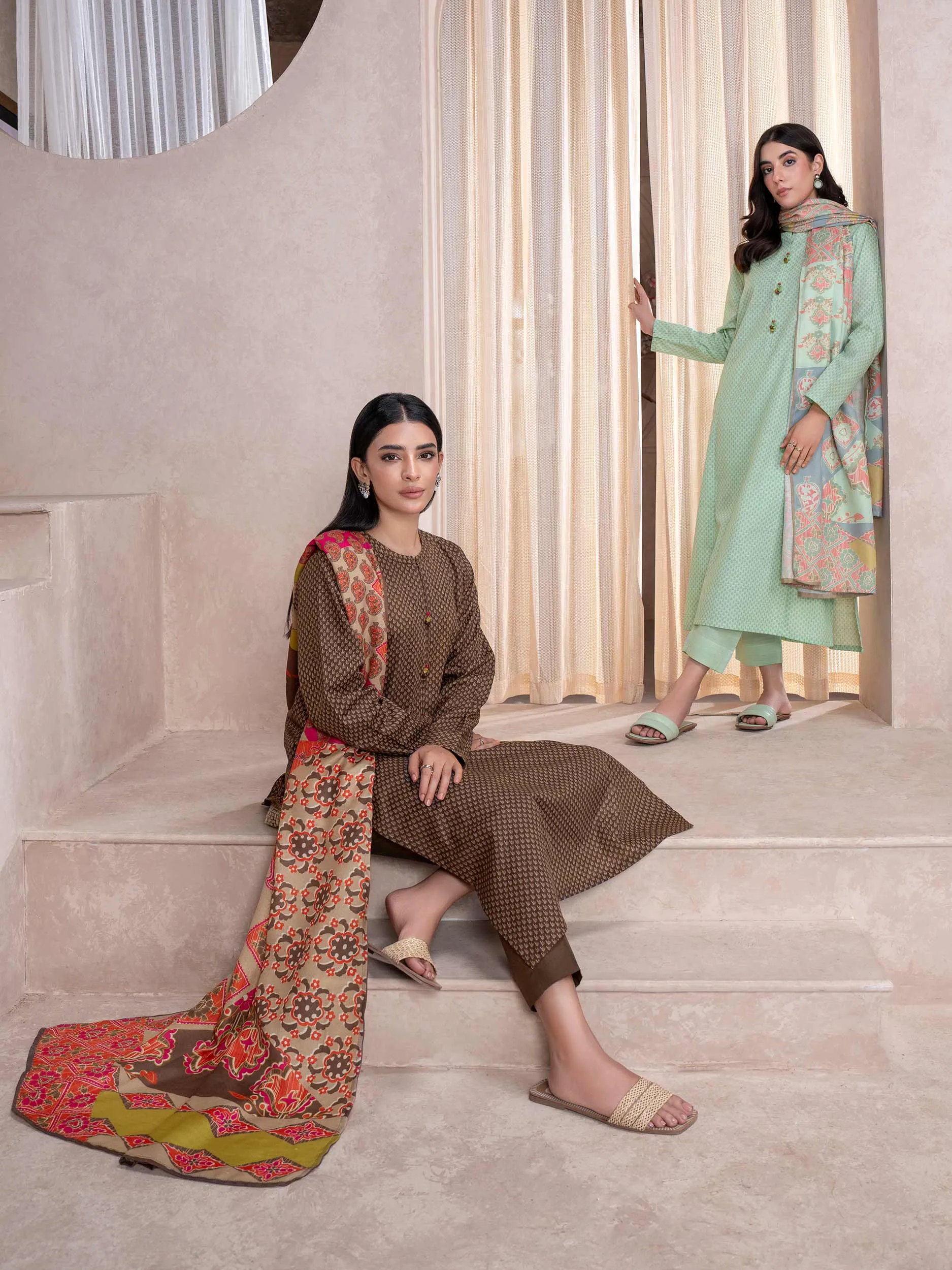 2 Piece Khaddar Suit-Printed (Unstitched)