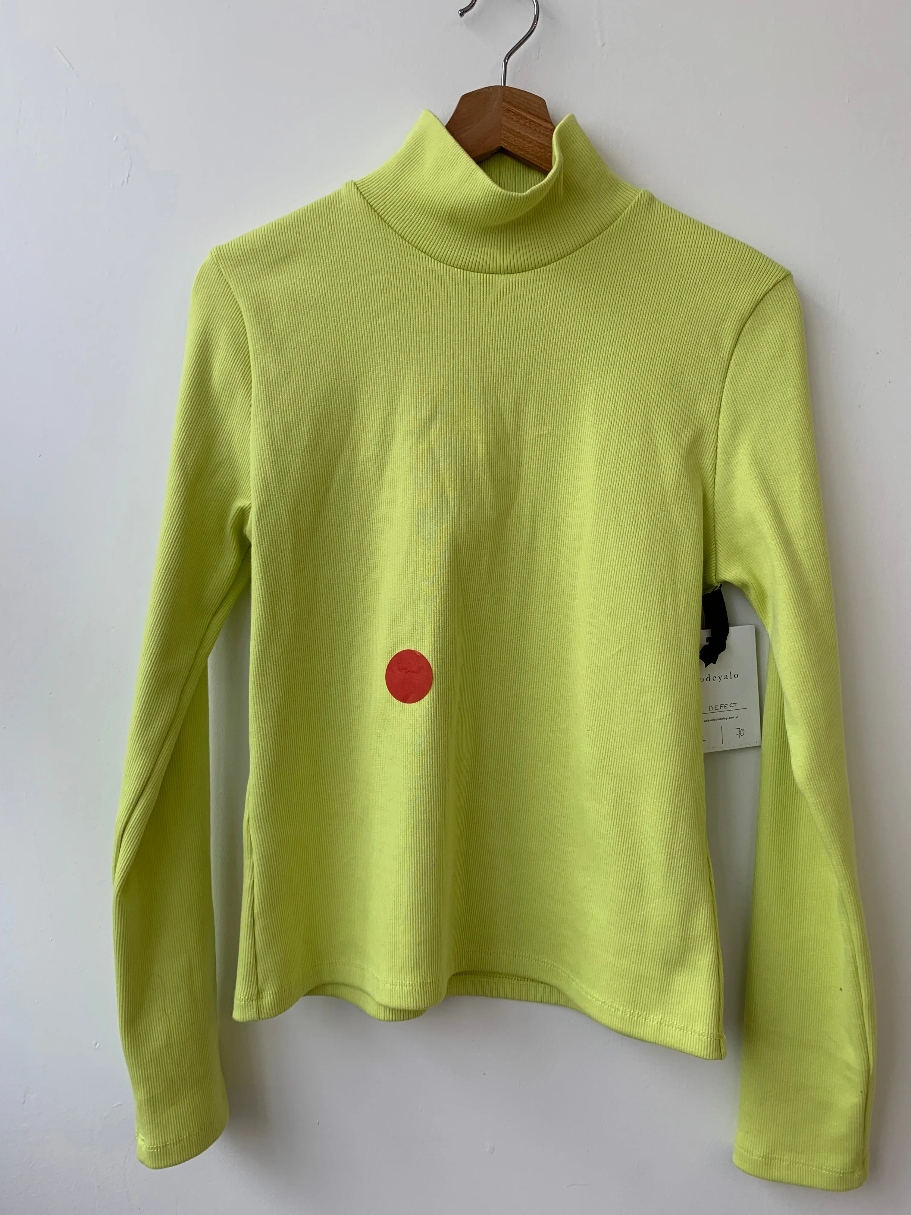 ADAMO lime mock neck-S/L/XXS with stain at back or fabric reverse