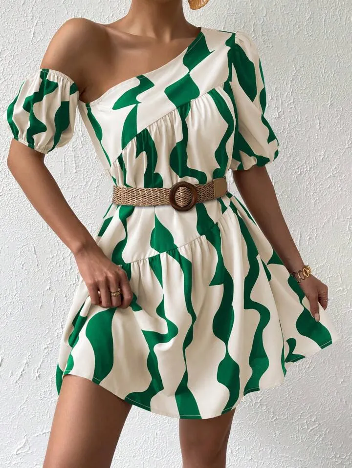 Allover print asymmetrical neck puff sleeve in print green