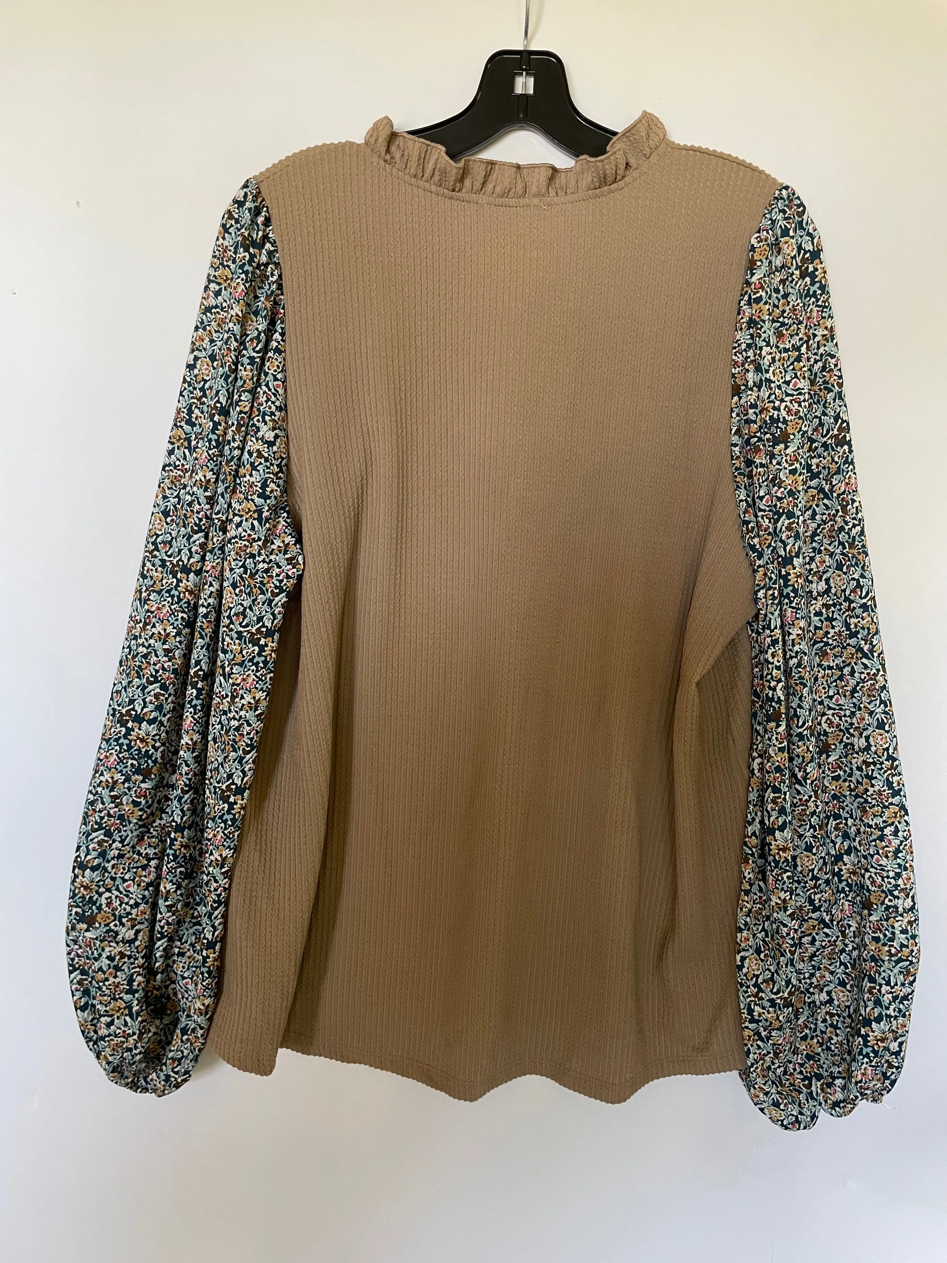 Beige Top Long Sleeve Cmc, Size 2x