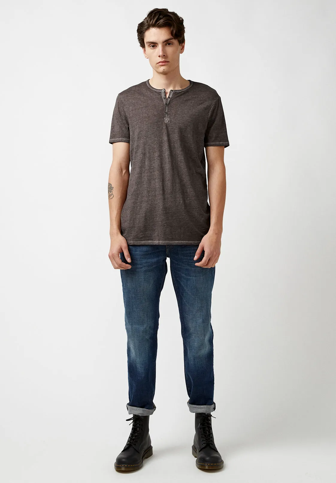 Kasum Buttoned Henley Men's T-Shirt in Dark Grey - BM21411