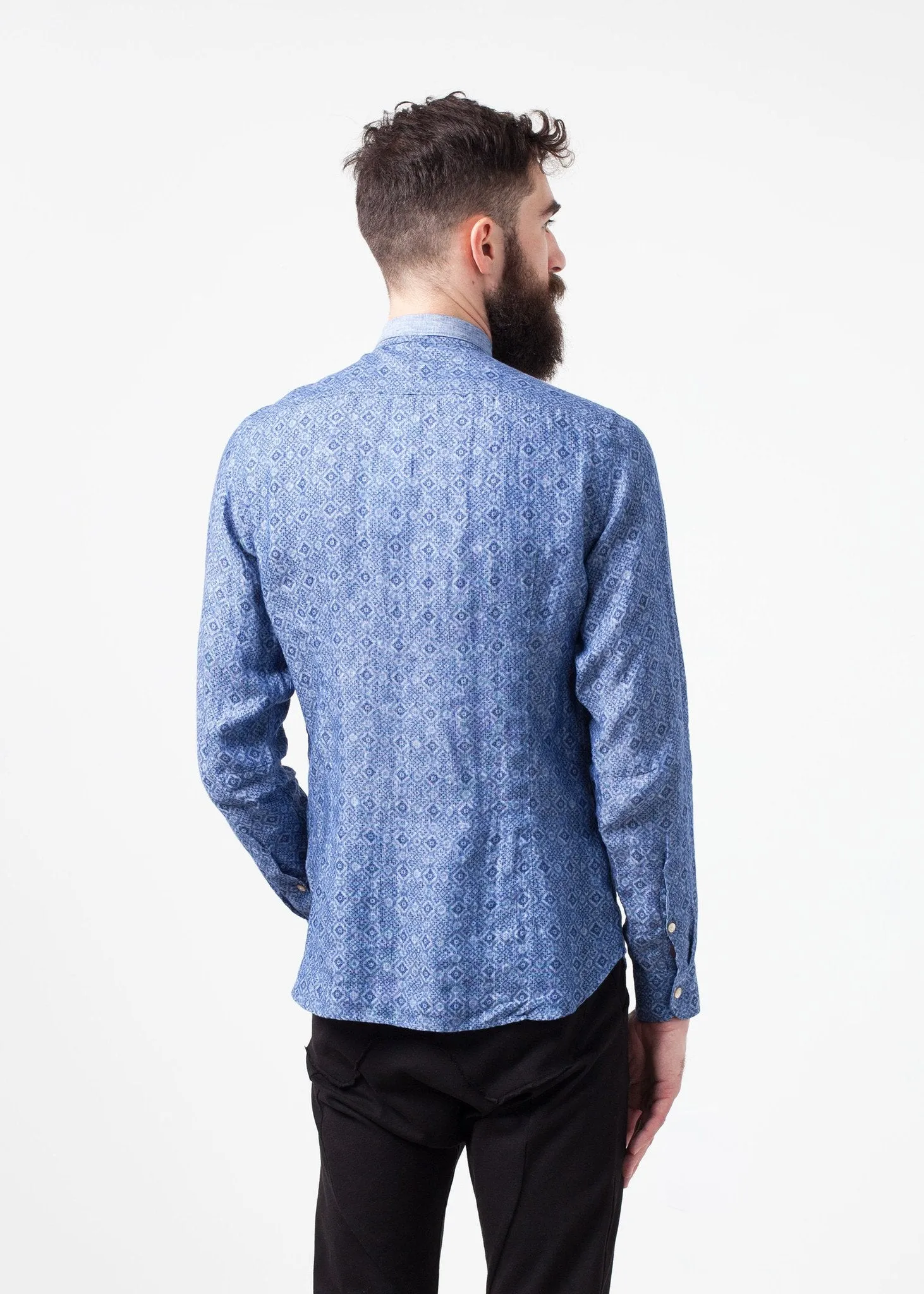 Linen Button Up in Blue Diamond