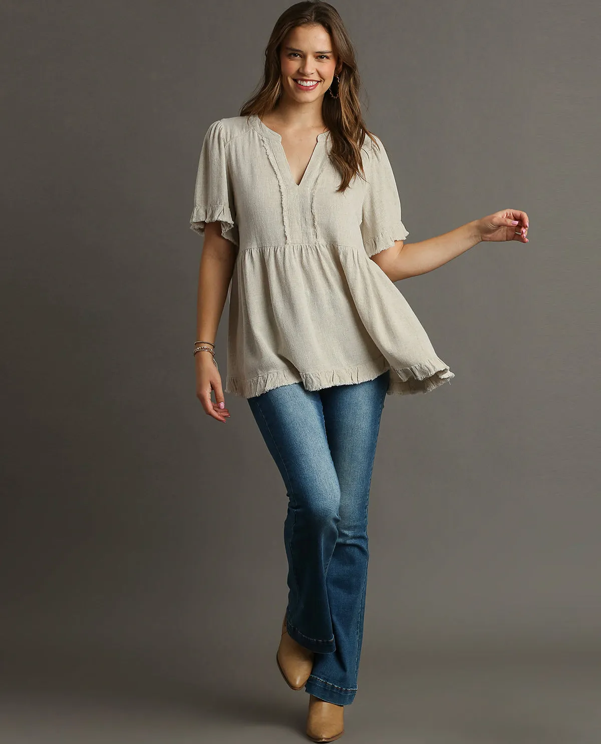 Linen V-Neck Pleated Top