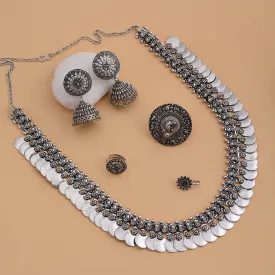 Madhuri Kolhapuri Necklace Set