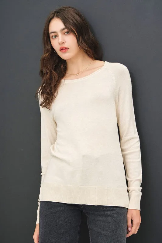 MARIGOLD LIGHTWEIGHT ROUND NECK RAGLAN LONG SLEEVE SWEATER