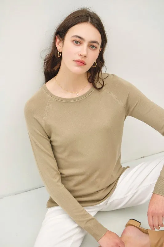 MARIGOLD LIGHTWEIGHT ROUND NECK RAGLAN LONG SLEEVE SWEATER