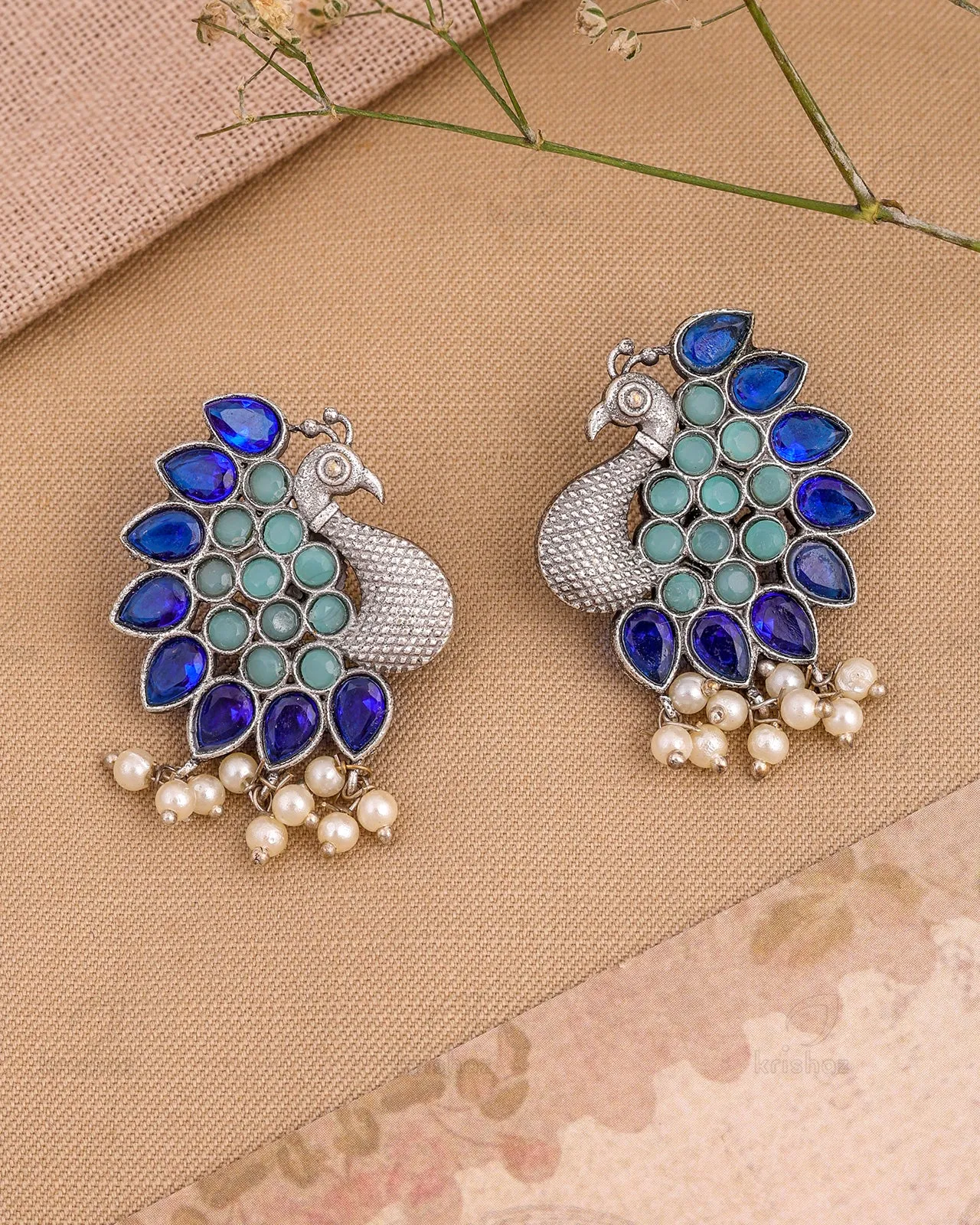 Maurya Peacock Stud Earrings - wxo