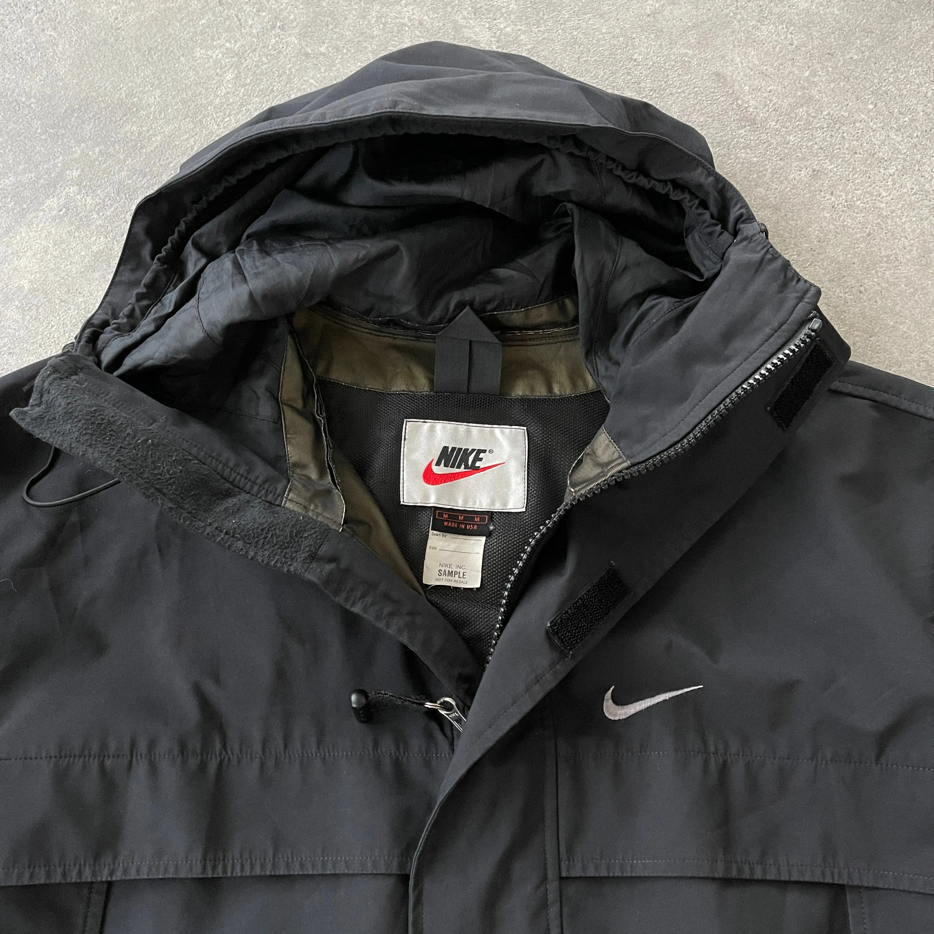 Nike ACG RARE 1990s SAMPLE storm fit heavyweight technical jacket (M)