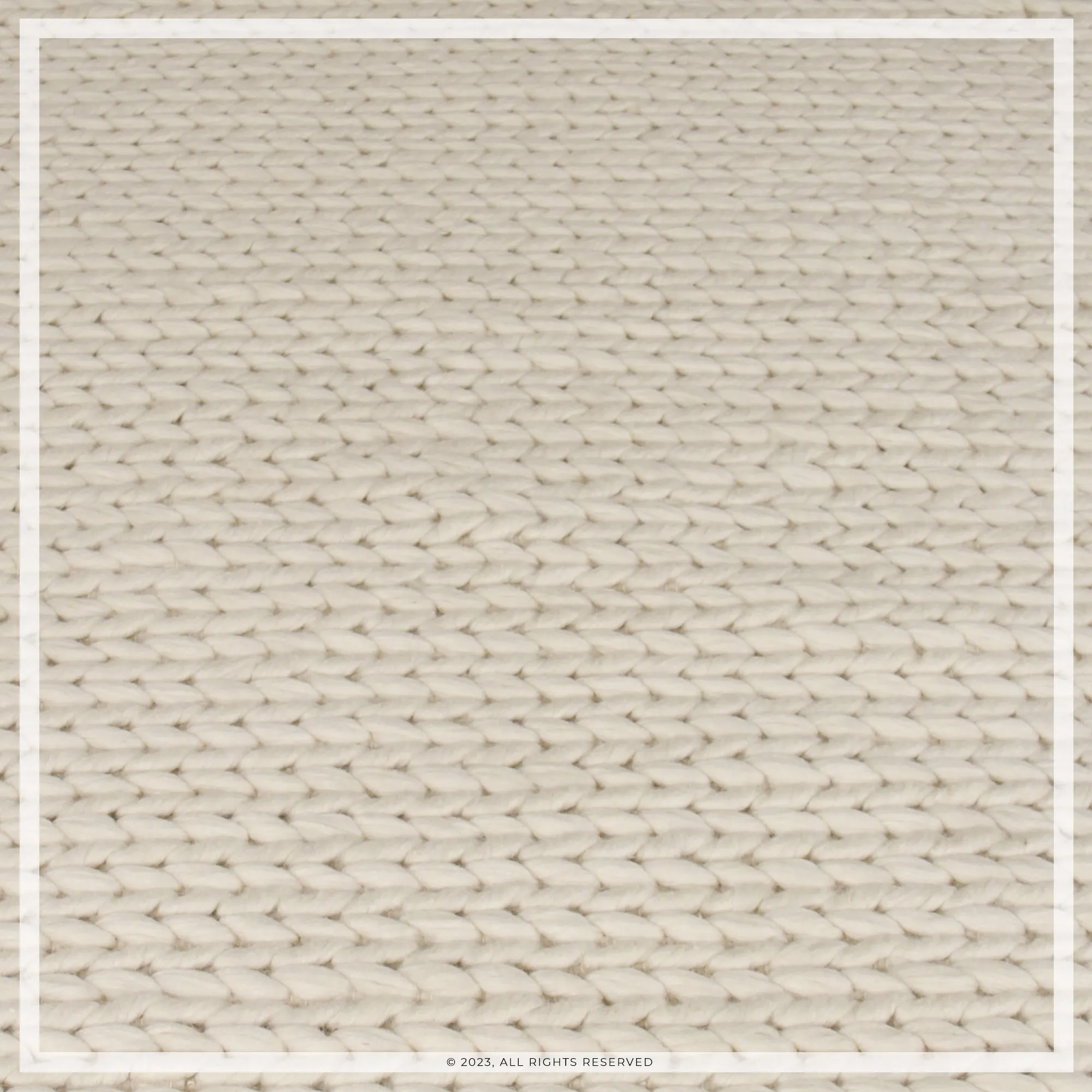 UER0102 Luxury Braided Natural and Synthetic Blend Plush-Pile Rug